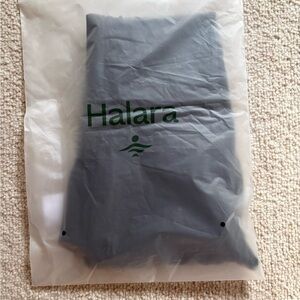 HALARA black Ultrasculpt flare leggings NWT